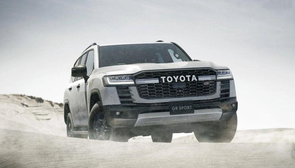 Land Cruiser 300 sẽ không còn động cơ thuần xăng và chỉ sử dụng hybrid