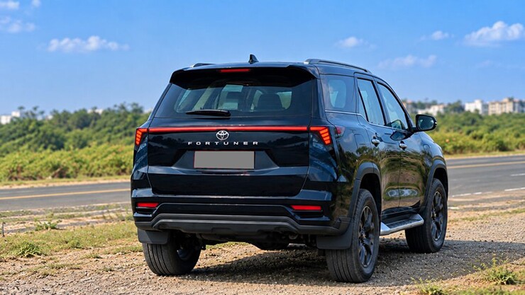 Bản dựng đồ họa&nbsp;Toyota Fortuner thế hệ mới