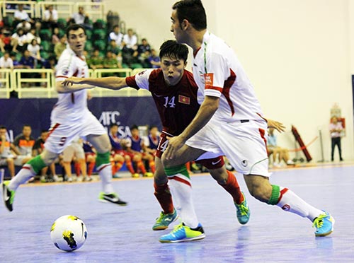 Thua đau Iran, futsal Việt Nam tan mộng World Cup - 2