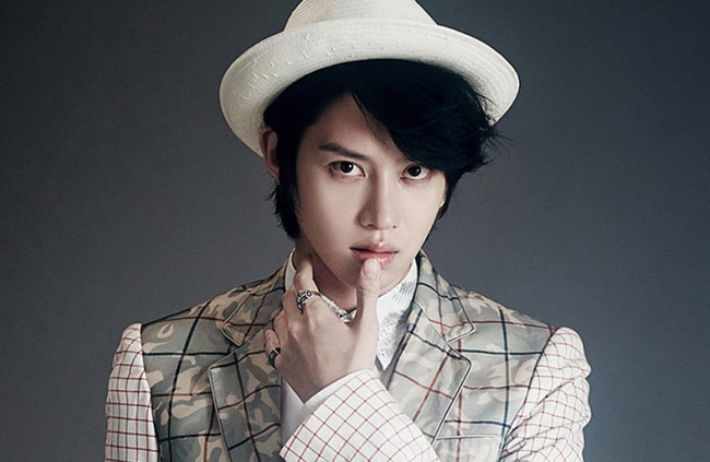 Sau khi hoàn thành nghĩa vụ quân sự, Heechul đã trở lại cùng nhóm Super Junior với ca khúc gần đây nhất mang tên: Magic.