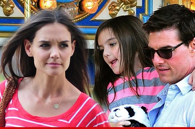 Vợ chồng&nbsp;Tom Cruise và Katie Holmes tặng cho con gái rượu Suri một con ngựa nhỏ, hoa tai kim cương, váy áo thiết kế với tổng trị giá là 130 nghìn&nbsp;USD.