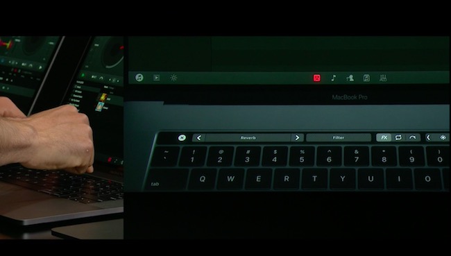 Thanh Touch Bar này thể hiện các tùy chọn vô cùng phong phú, đặc biệt với các ứng dụng đã được Apple làm việc cùng&nbsp;hãng phát hành thì gần như mọi tính năng đều có thể thao tác trên Touch Bar.