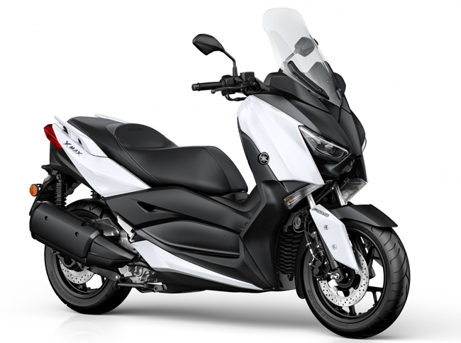 Sau khi thành công với Yamaha X-Max 250, hãng xe Nhật Bản đã tung ra phiên bản mới là Yamaha X-Max 300 2017 dành cho thị trường châu Âu.