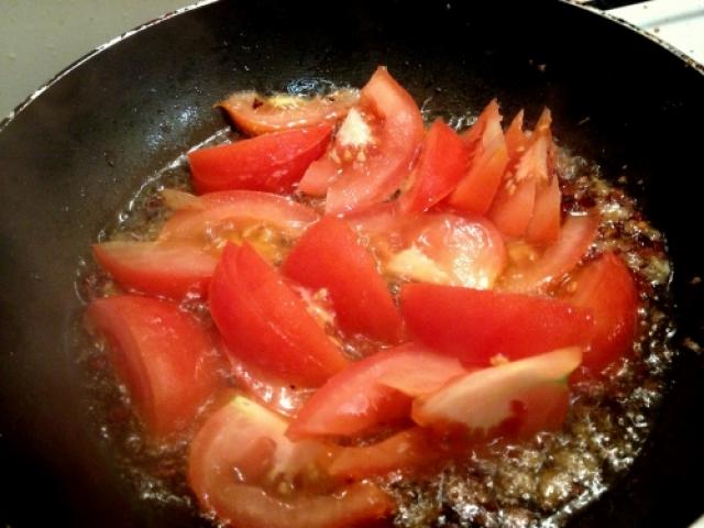 6 cấm kỵ khi ăn cà chua bà nội trợ có thể chưa biết