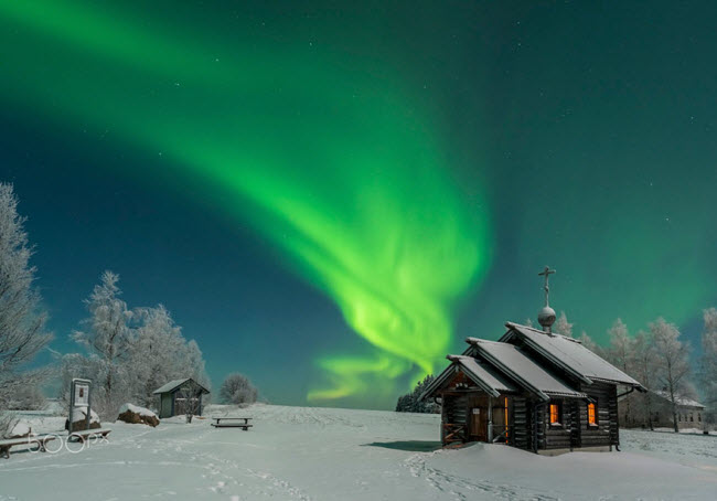 Lapland còn là địa điểm lý tưởng để chiêm ngưỡng hiện tượng bắc cực quang huyền bí.