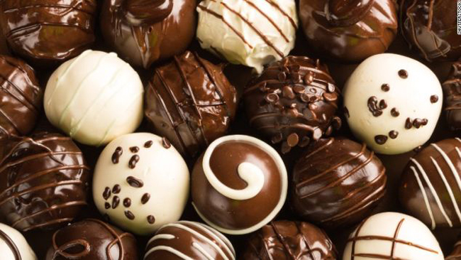 Chocolate – Mexico: Không cần nói thêm gì nhiều vì những viên kẹo ngọt ngào tan ngay trong miệng này đã quá phổ biến. Ngày Valentine còn gì thú vị nếu thiếu đi những viên chocolate cơ chứ!