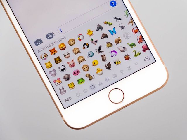 Apple tiết lộ hàng trăm emoji mới cho iOS 11.1