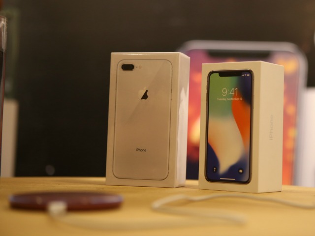 iPhone X giảm vài chục triệu sau khi về Việt Nam 1 ngày