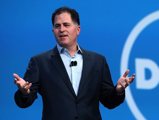 7. Michael Dell nhà sáng lập kiêm CEO của công ty nổi tiếng Dell Technologies với tài sản ròng khoảng 23.5 tỷ USD. Michael Dell bỏ dở chương trình đại học tại Đại học Texas từ năm học đầu tiên.