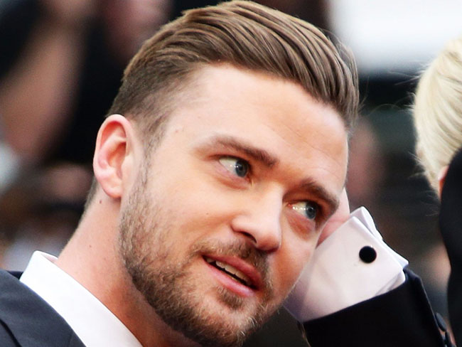 Ca sĩ kiêm diễn viên Justin Timberlake chia sẻ, anh thích dùng bữa với một quả trứng trộn với bánh mì hạt lanh và bơ hạnh nhân trước khi tập luyện vào buổi sáng.