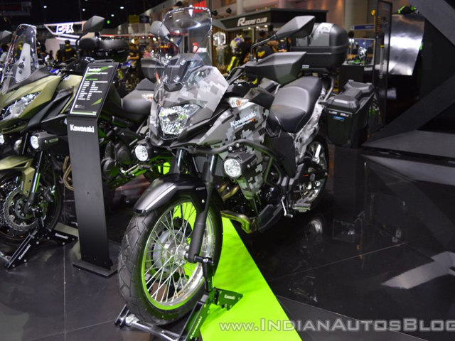 Kawasaki Versys-X 300 Camo Edition màu rằn ri cực độc