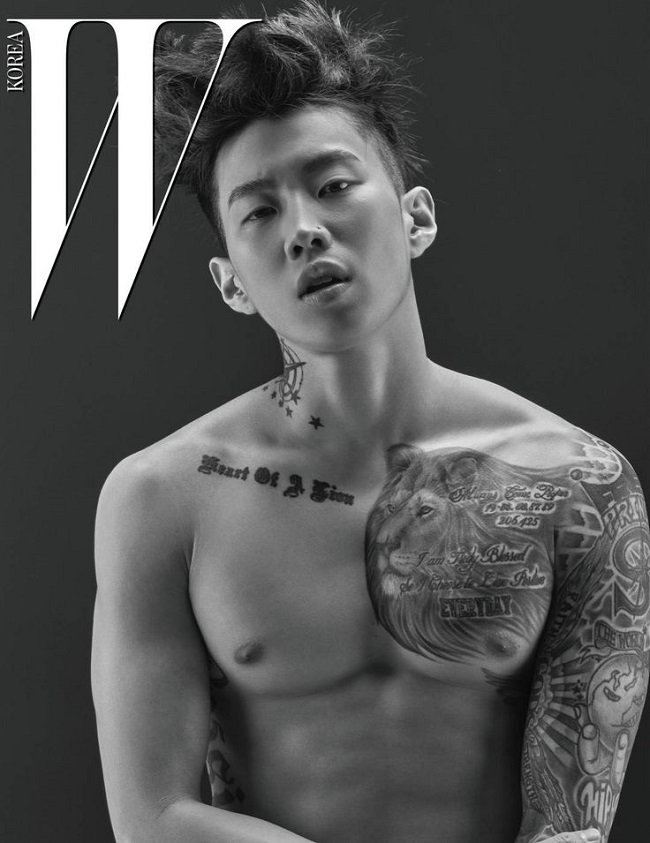 Jay Park xăm trước ngực, cánh tay trái và mạn sườn phải.&nbsp;