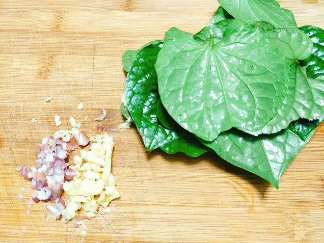 Cách làm chả bò cuốn lá lốt mềm ngon thơm nức mũi hàng xóm - 4