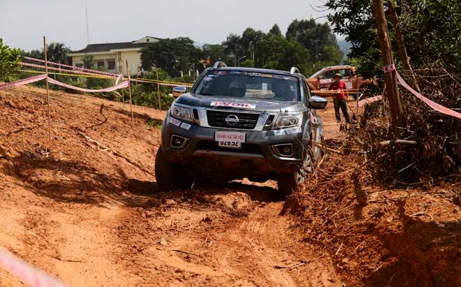 Nissan Navara xuất sắc giành ngôi vị Á quân tại VOC 2018 - 12