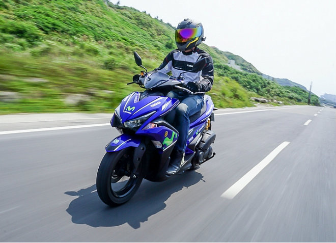 2018 Yamaha Aerox 155 VVA giá tầm 50 triệu đồng, nam tính và hiện đại - 2