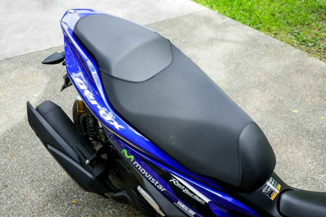 2018 Yamaha Aerox 155 VVA giá tầm 50 triệu đồng, nam tính và hiện đại - 9