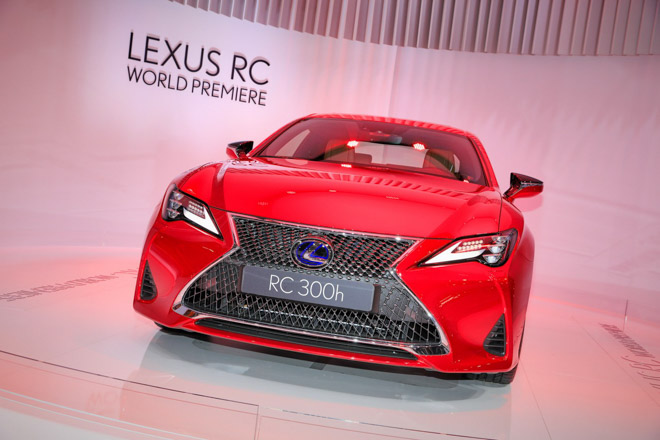 Lexus trình làng RC300h 2019 tại Paris Motor Show - 2