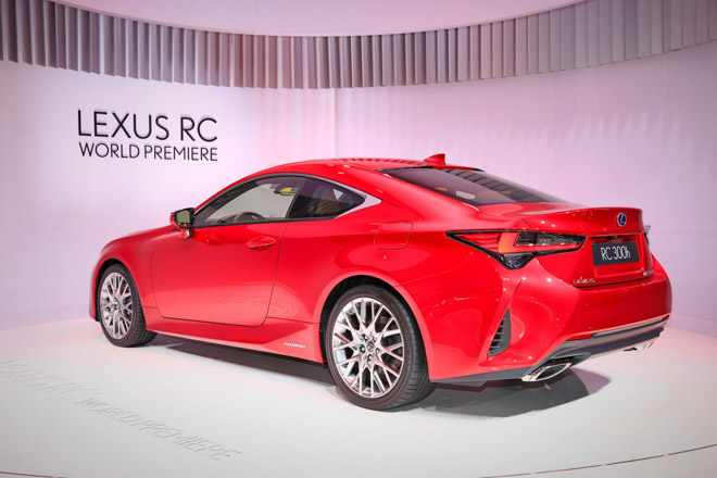 Lexus trình làng RC300h 2019 tại Paris Motor Show - 3