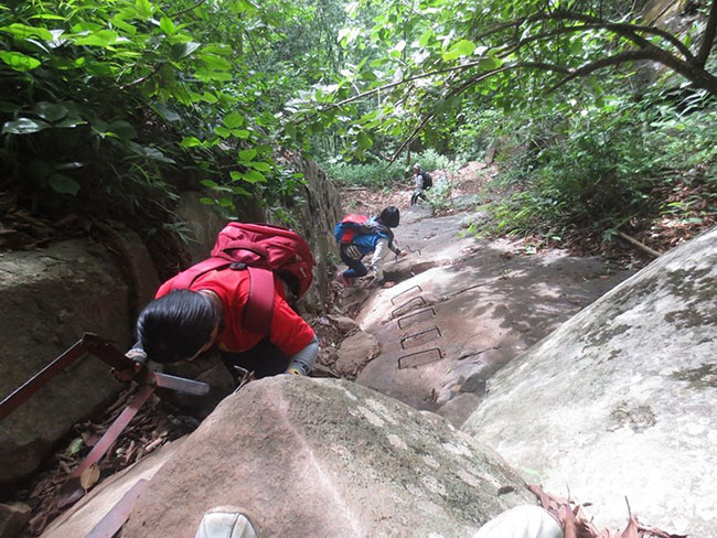 Những cung đường trekking thử thách dân phượt Việt Nam - 6