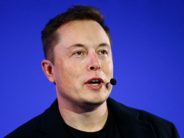 Sau một dòng tweet, Elon Musk ngay lập tức nhận trái đắng