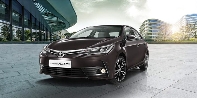 Giá xe Toyota Altis 2018 cập nhật mới nhất: Trang bị thêm Cruise Control, nút bấm khởi động - 1