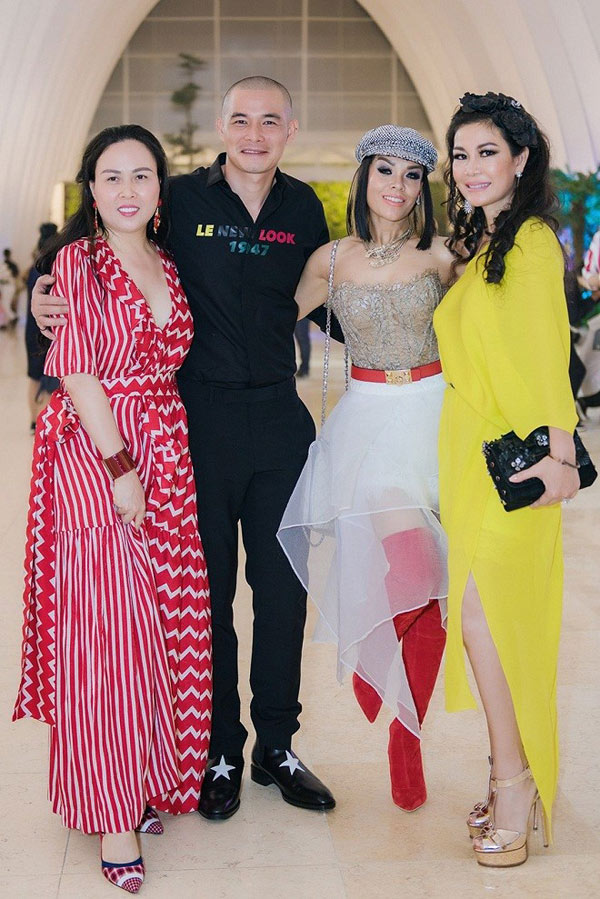 Phong độ rạng ngời đón tuổi mới của "ông hoàng nhạc Việt" - 9