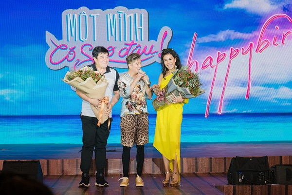 Phong độ rạng ngời đón tuổi mới của "ông hoàng nhạc Việt" - 5