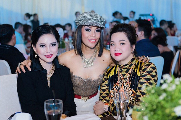 Phong độ rạng ngời đón tuổi mới của "ông hoàng nhạc Việt" - 6