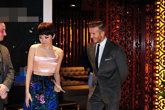 3 mỹ nhân Việt diện trang phục gợi cảm khi gặp David Beckham - 6