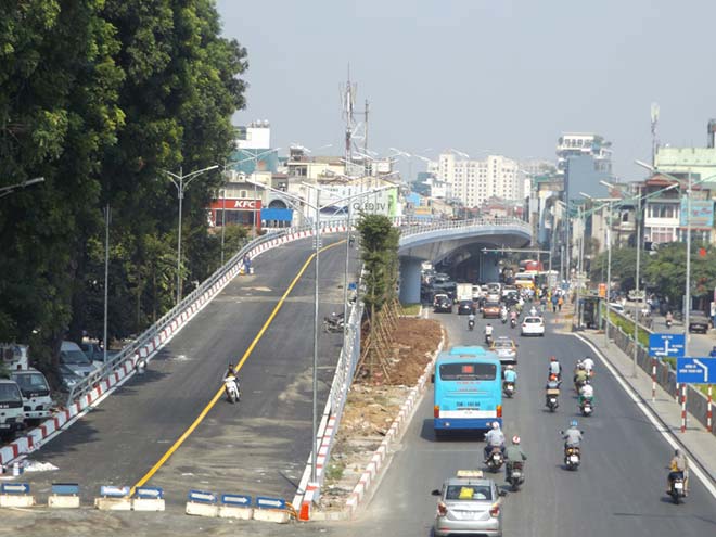 Ngắm cầu vượt hơn 300 tỷ sắp thông xe ở Hà Nội - 1