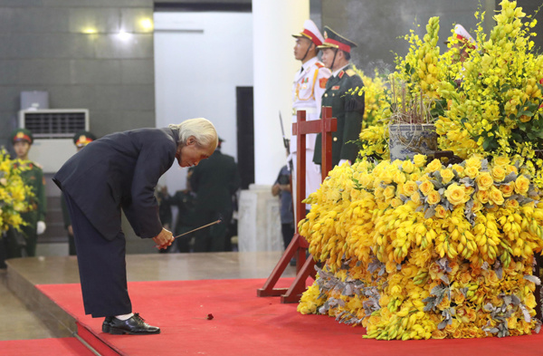 Những hình ảnh cảm động tại Lễ tang nguyên Tổng Bí thư Đỗ Mười - 9