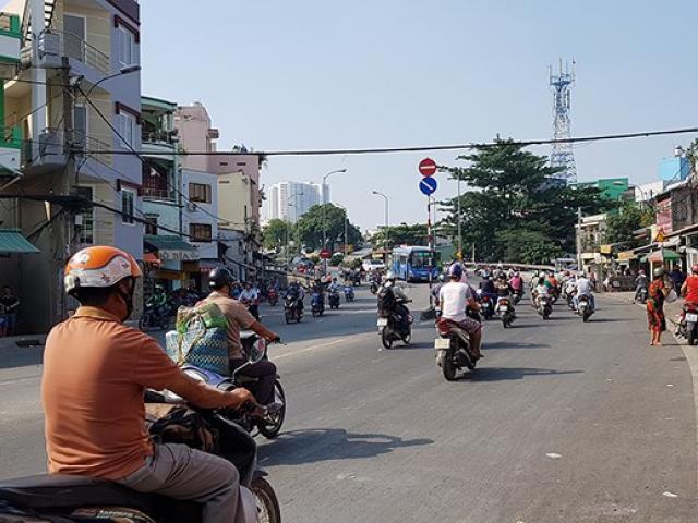 Hai nhóm giang hồ hẹn nhau hỗn chiến trên cầu Nhị Thiên Đường