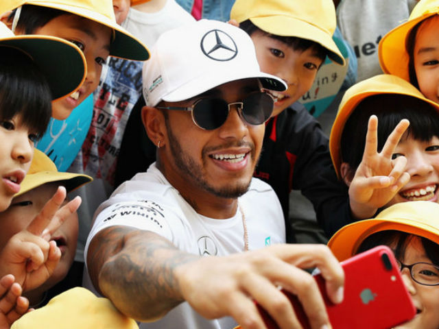 Đua xe F1, Japanese GP: Hamilton đạt mốc 80 pole, Ferrari tiếp tục gục ngã