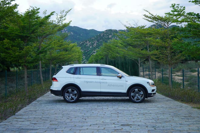 Đánh giá Volkswagen Tiguan Allspace: Hành trình 800km &#34;lên rừng xuống biển&#34; - 4