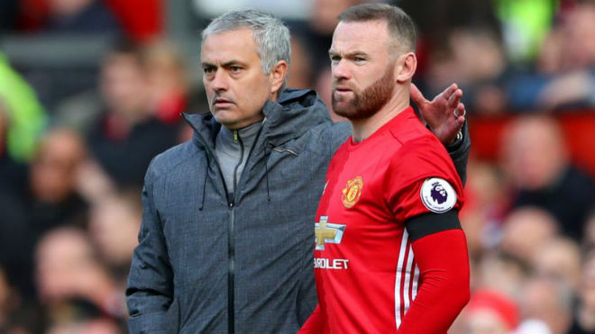 Tin HOT bóng đá tối 9/10: Tiết lộ phát ngôn khiến Mourinho bị FA &#34;sờ gáy&#34; - 1