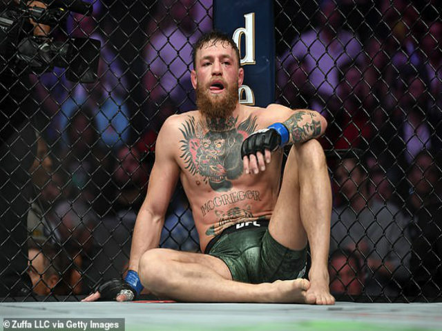 UFC McGregor thua sấp mặt Khabib: Dính thêm án cấm thi đấu 1 tháng