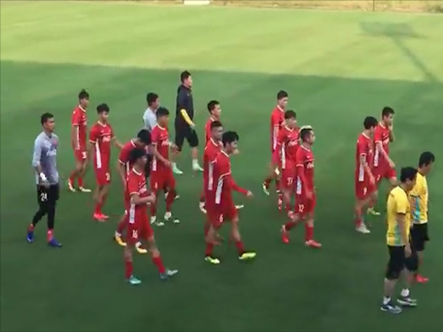 ĐT Việt Nam tập săn vàng AFF Cup: ”Nóng” hơn với 8 SAO Hà Nội hội quân