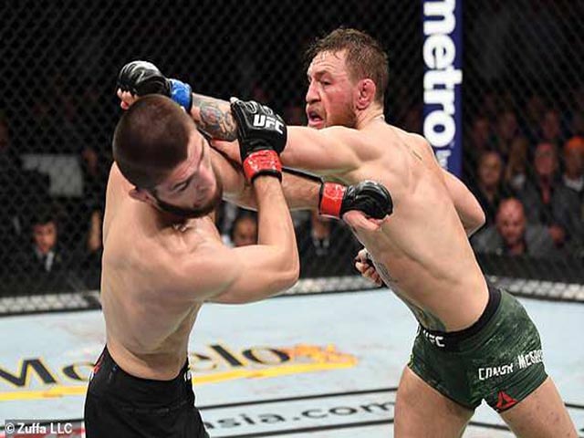 Đả McGregor làm loạn UFC: Khabib cực ngoan khi ngồi cạnh 2 người này