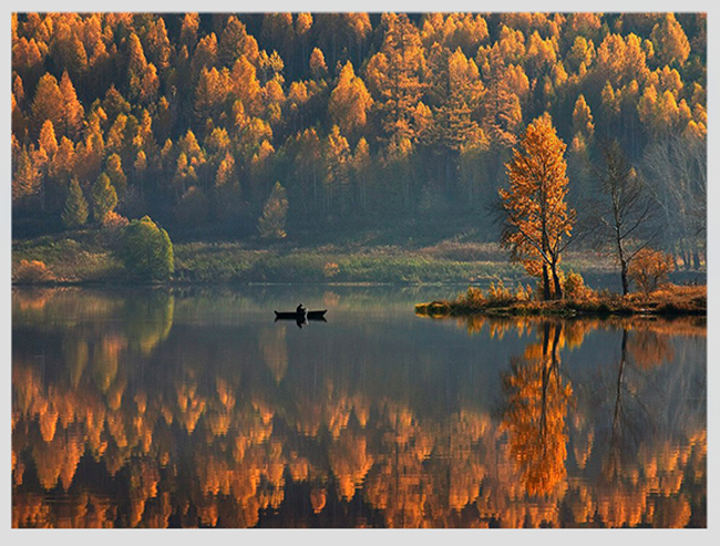 Hồ Satka, Rusia lộng lẫy trong vẻ đẹp rực rỡ của mùa thu.
