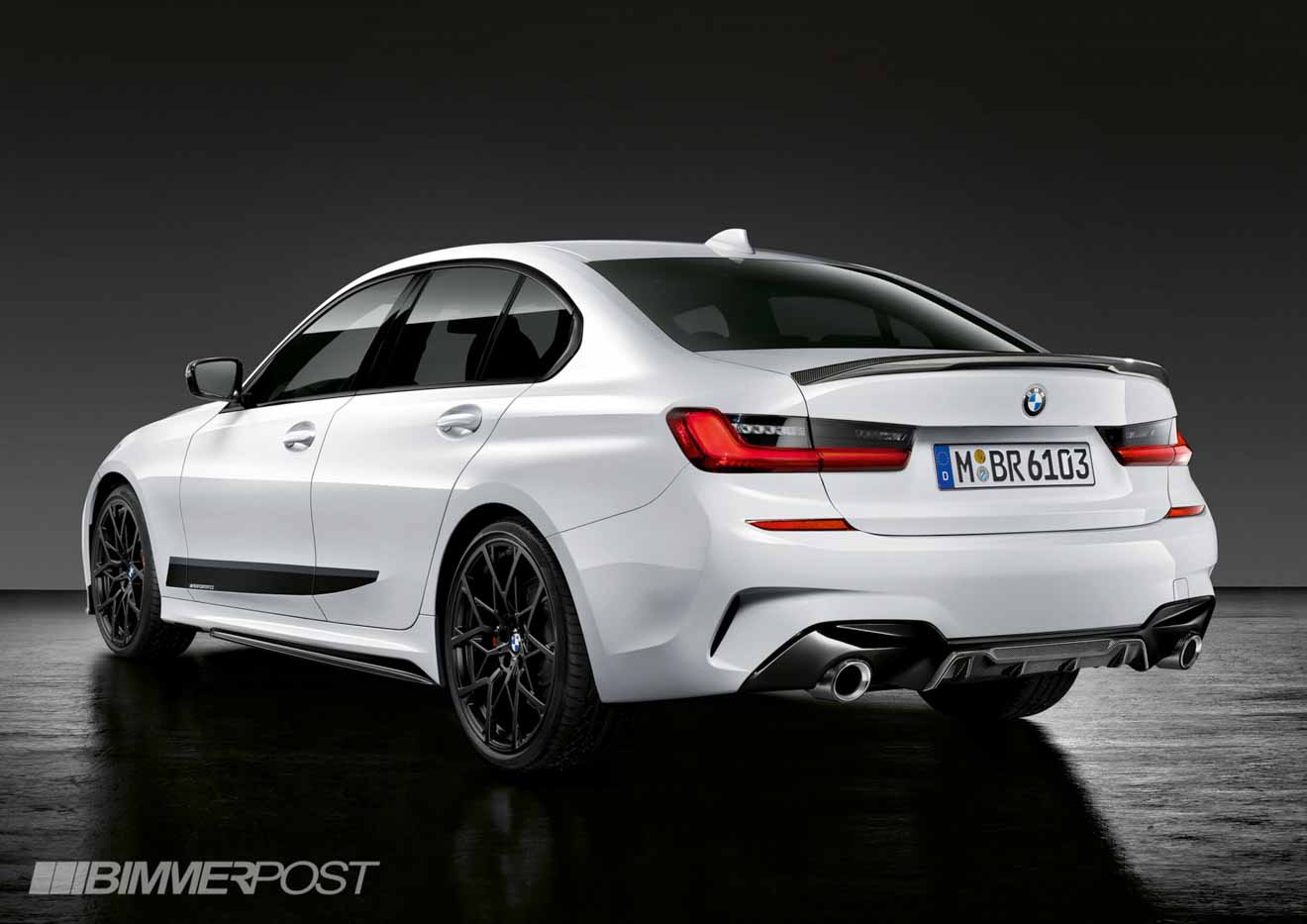 BMW 3-Series 2019 cực &#34;ngầu&#34; với gói phụ kiện thể thao M-Performance - 4