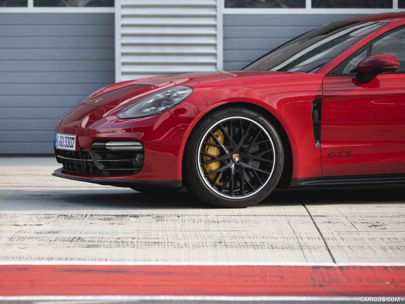 Porsche ra mắt bộ đôi Panamera GTS mới, giá bán hơn 8 tỷ đồng - 6