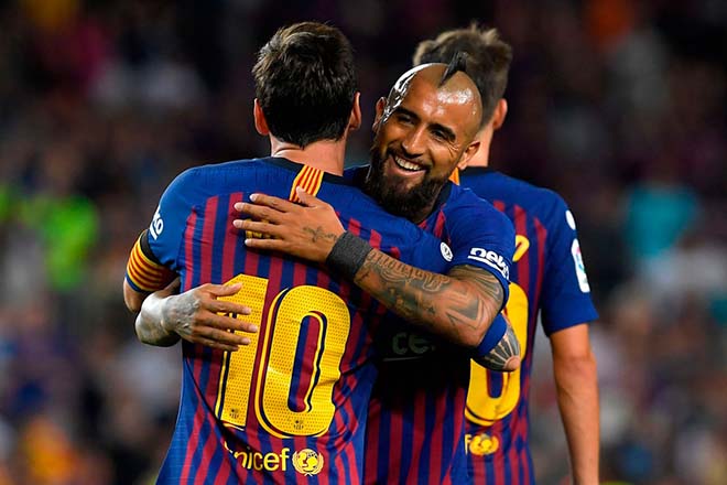 Barca rung chuyển nội chiến: SAO Chile tàn nghiệp vì nghi đắc tội &#34;trùm&#34; Messi - 2