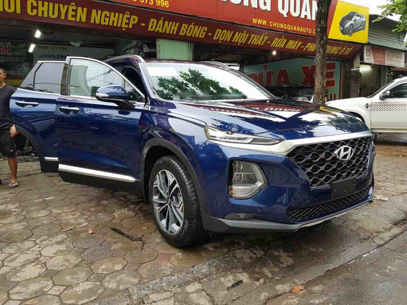 Hyundai SantaFe 2019 bất ngờ xuất hiện trên đường phố Hà Nội - 2