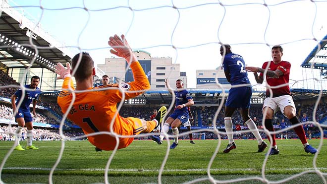 Góc chiến thuật Chelsea - MU: Martial rực rỡ, Sarri cao tay hơn Mourinho - 4