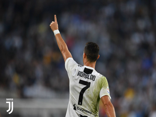 Juventus hòa đau: Ronaldo vẫn có siêu kỷ lục, ”kỳ quan” 400 không tưởng