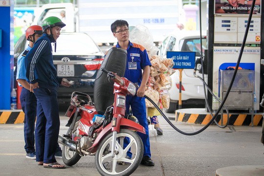 Chiều nay (22/10), xăng tăng hay giảm? - 1