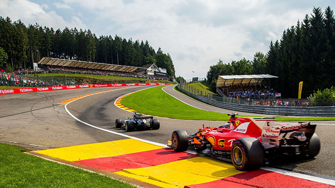 Ngày Chủ nhật của những nghệ sĩ trên đường đua F1 - 1
