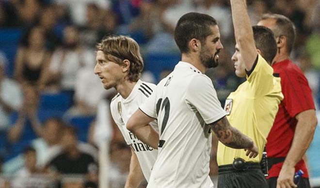 Nội tình Real rối loạn: &#34;Đại ca&#34; Ramos cứu thầy đấu “phản thần” Modric - 1