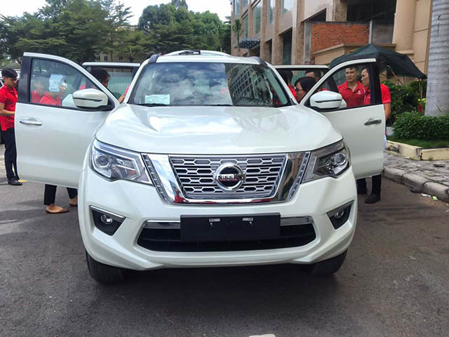 Lộ ảnh thực tế và giá bán Nissan Terra tại Việt Nam