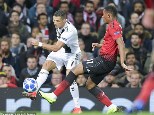 Kết quả bóng đá MU - Juventus: Ronaldo quyết liệt, 17 phút an bài